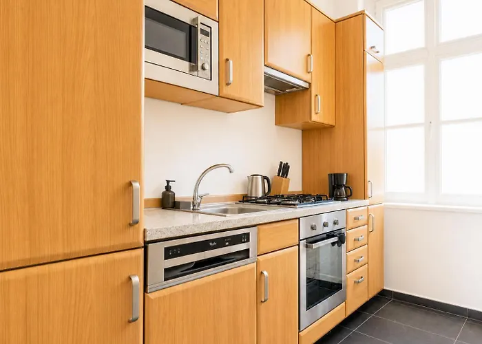 Cozy 1br Near U6 Schoepfwerk Appartamento Vienna