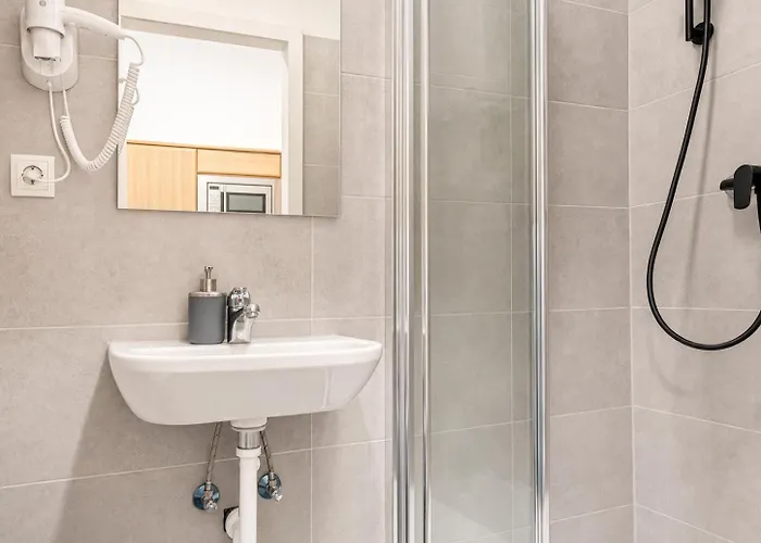 Appartamento Cozy 1br Near U6 Schoepfwerk *